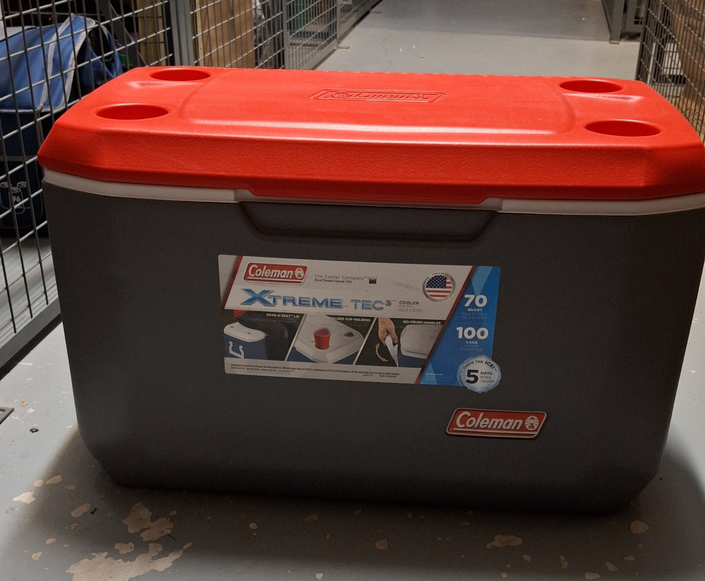 Coleman Xtreme 70-Quart (66-L) Hard Cooler