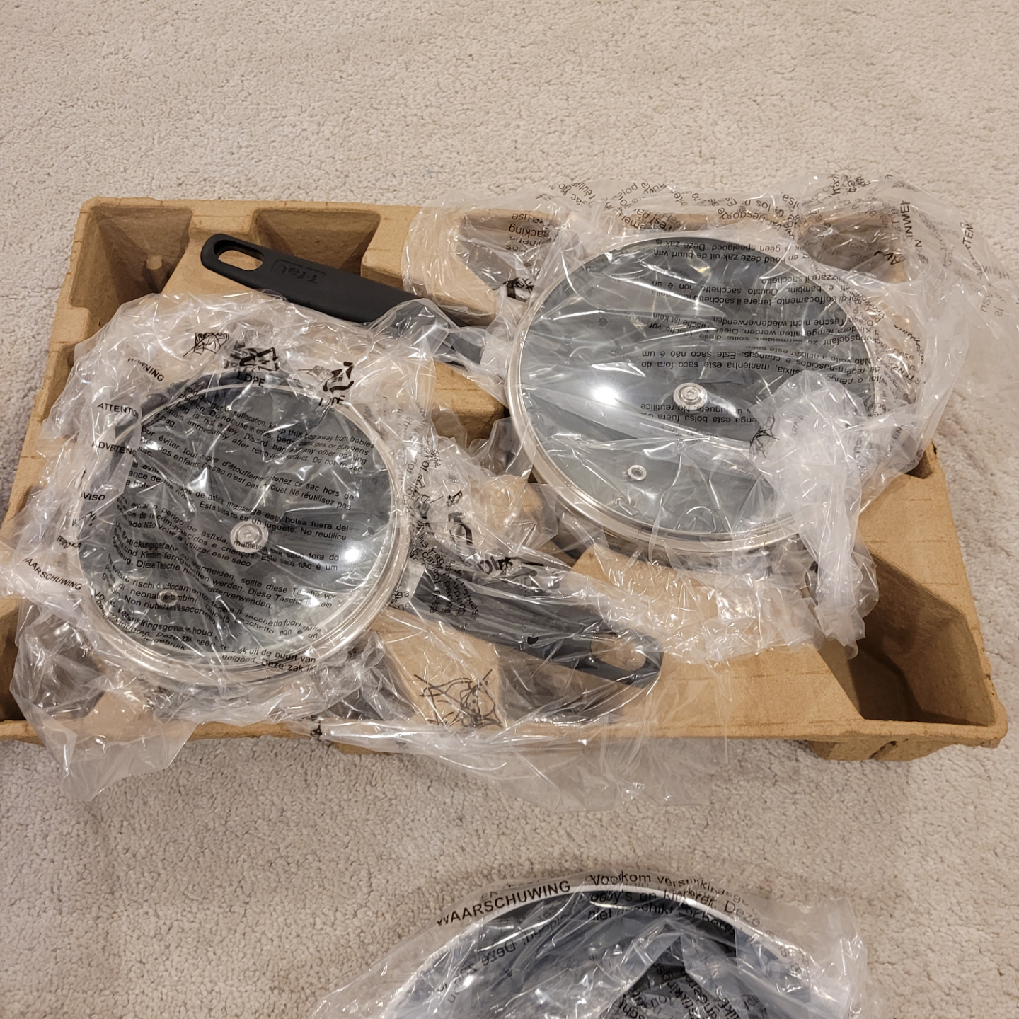 T-fal Essential 8-Piece Cookware Set - Brand New in Box - photo 5