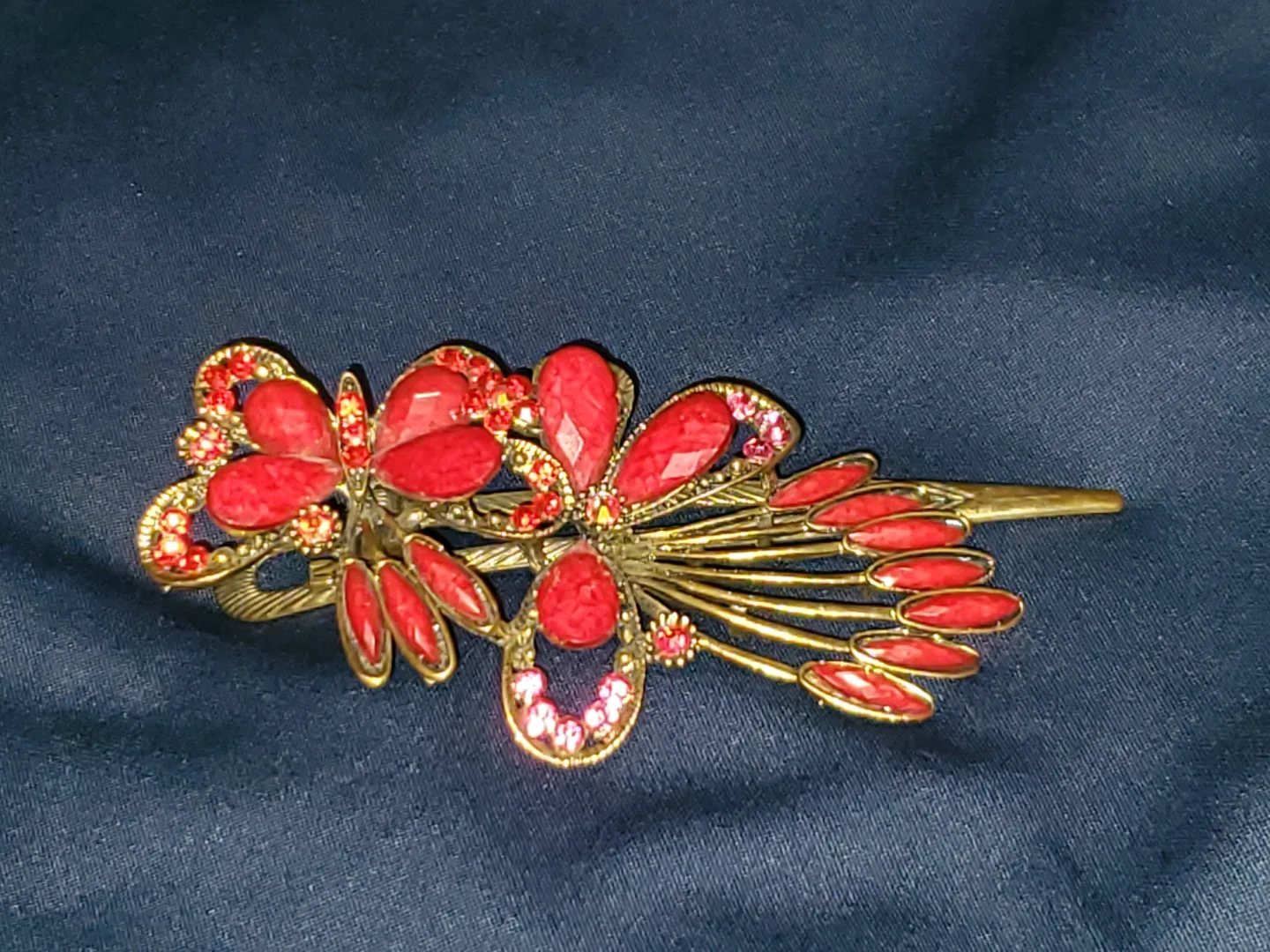 Red and Gold Flower Hair Clip image indicator(3)