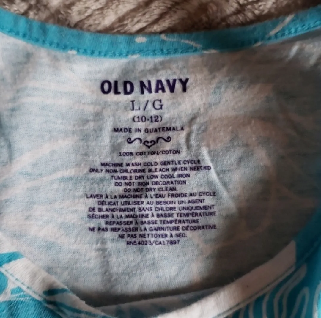 Old Navy blue hawaiian tank top image indicator(2)