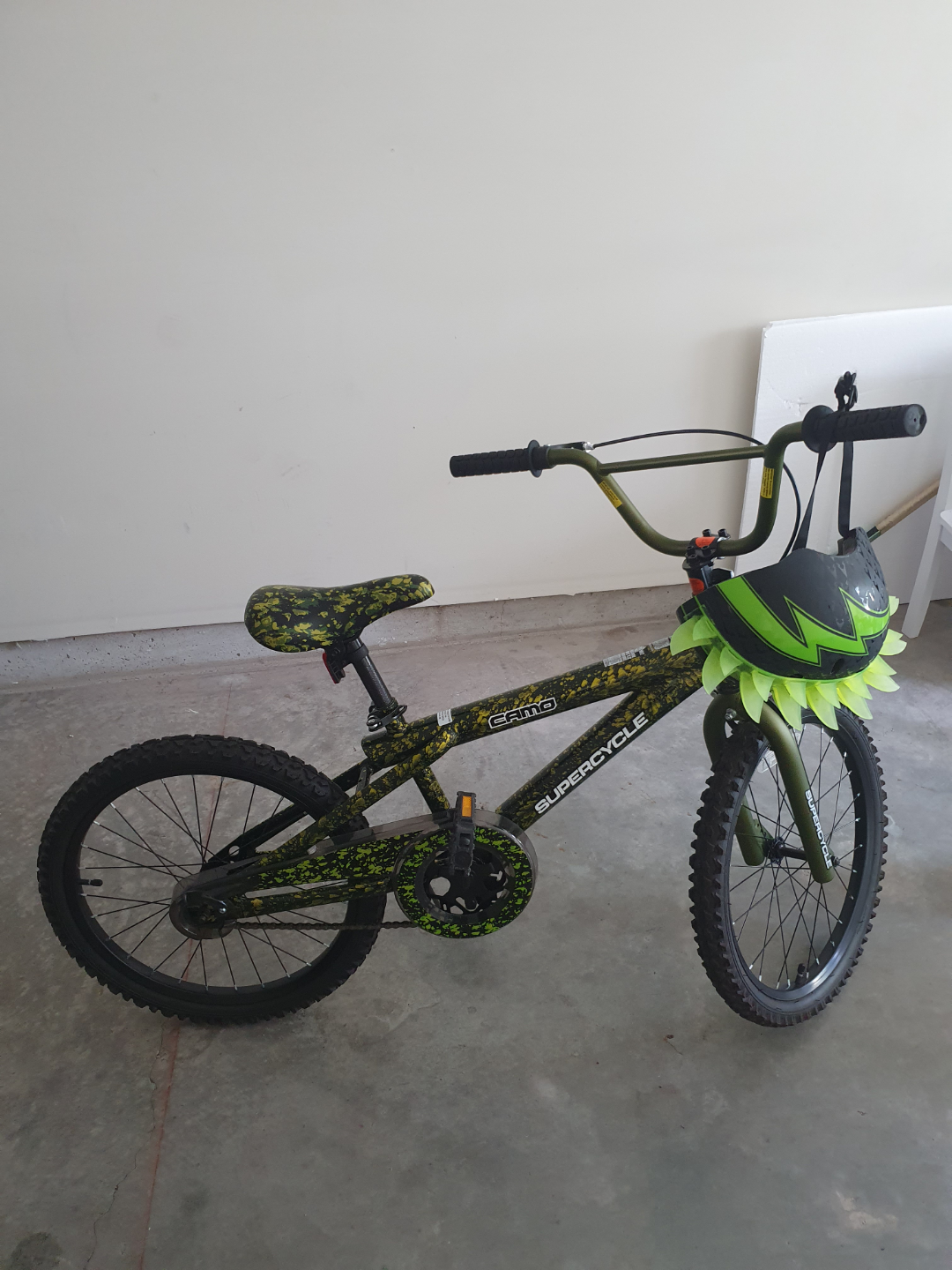 Kids' Camo Supercycle Bike