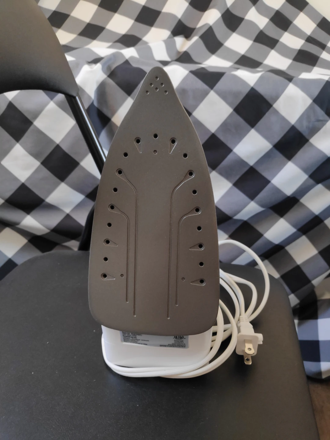 Black+Decker Steam Iron - photo 2
