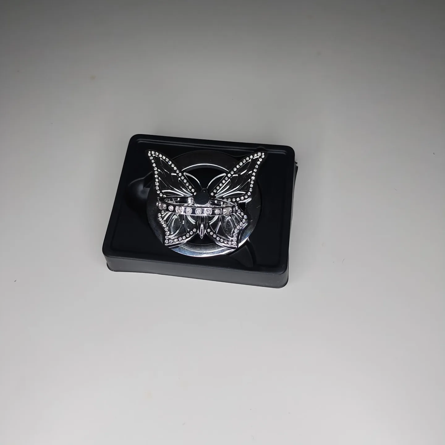 Magnetic Phone Grip - Butterfly Design image indicator(3)