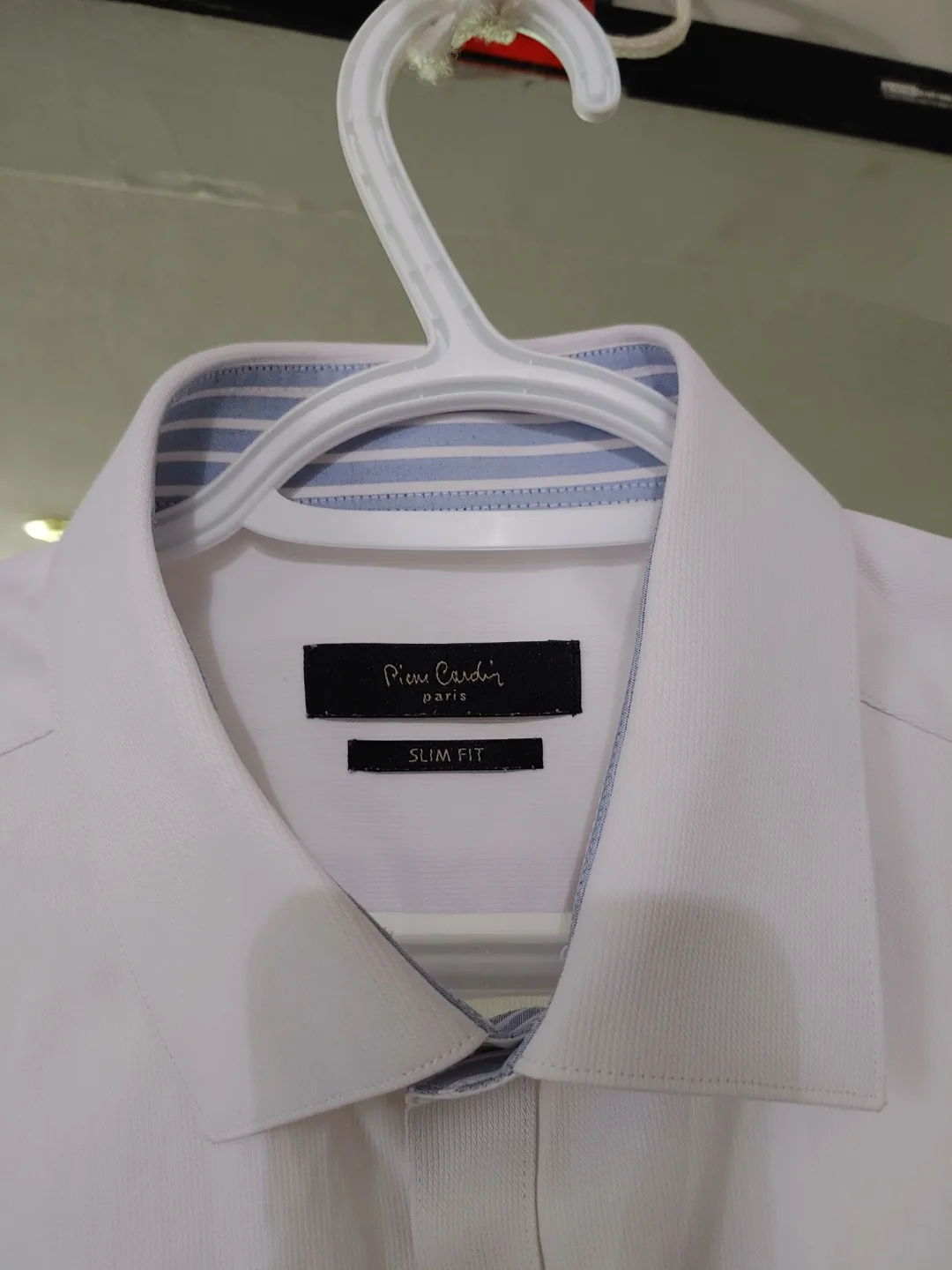 #freecycle Pierre Cardin Men's Slim Fit Long Sleeve Dress Shirt image indicator(2)