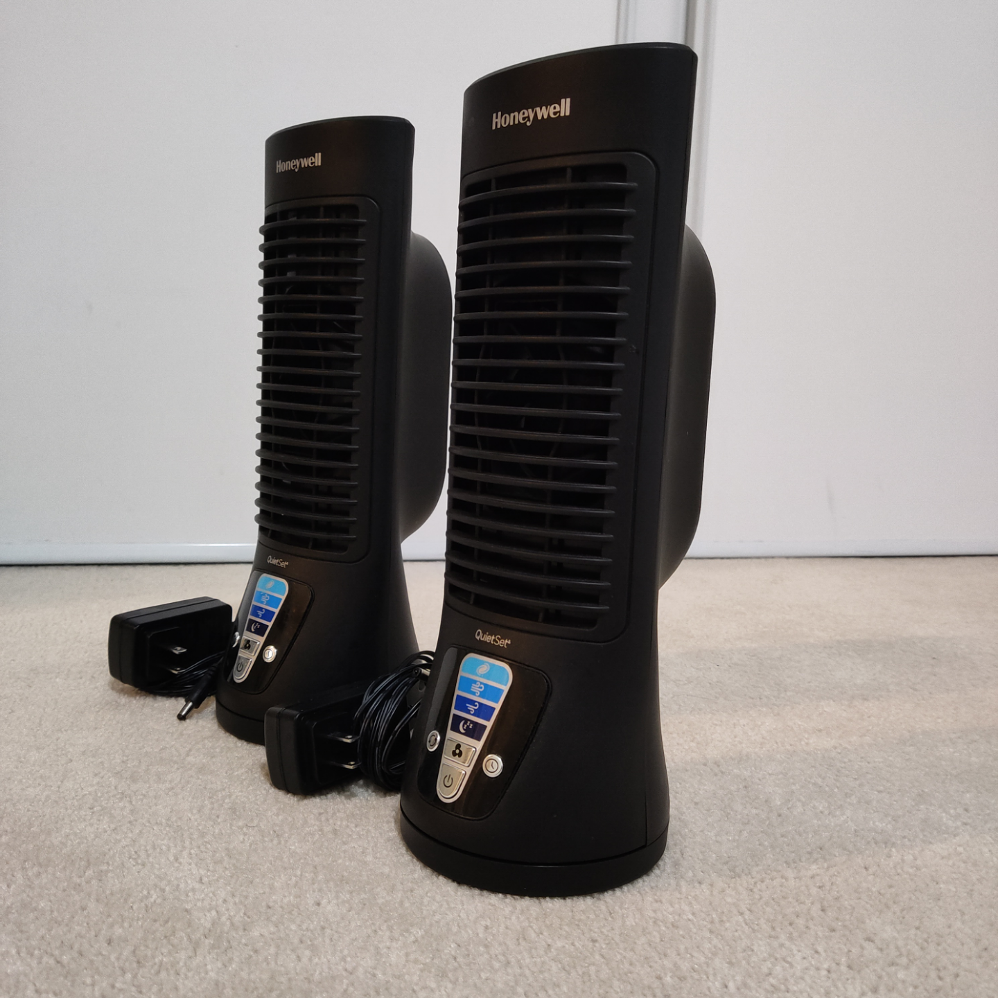 Pair of Honeywell QuietSet Personal Fans - photo 2