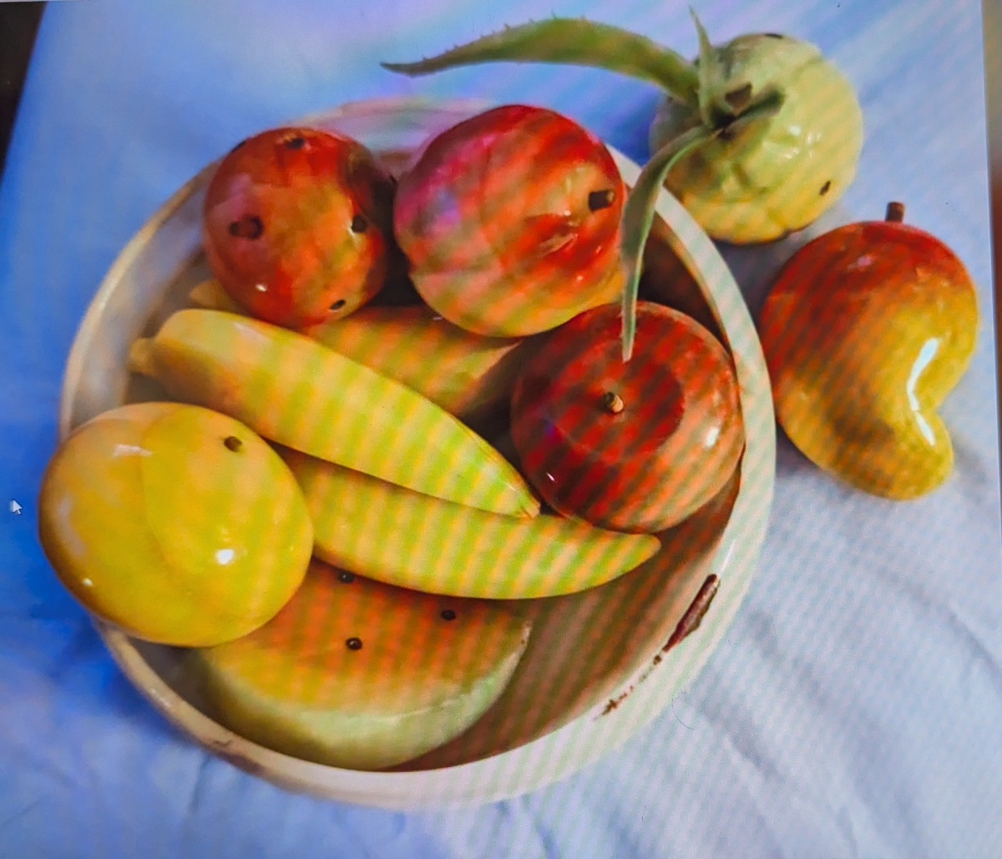 Onyx fruit bowl with carved fruit