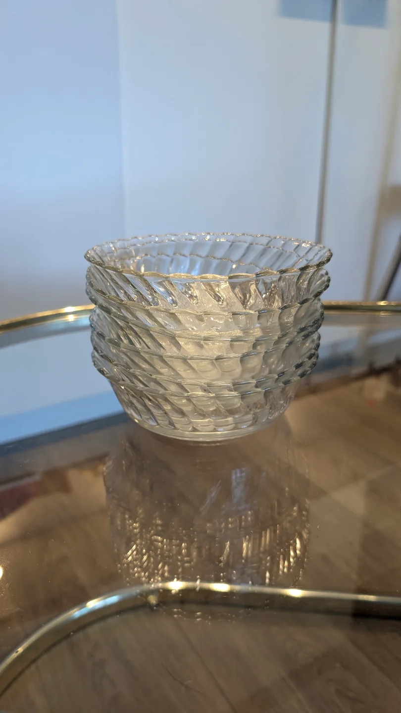 Set of 5 Vintage Rose Dessert Bowls image indicator(2)