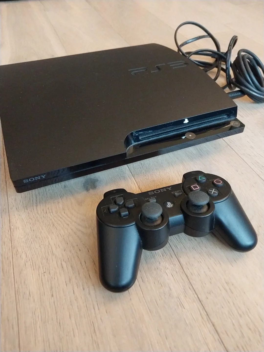 PS3 Console Bundle with Games and Accessories image indicator(2)