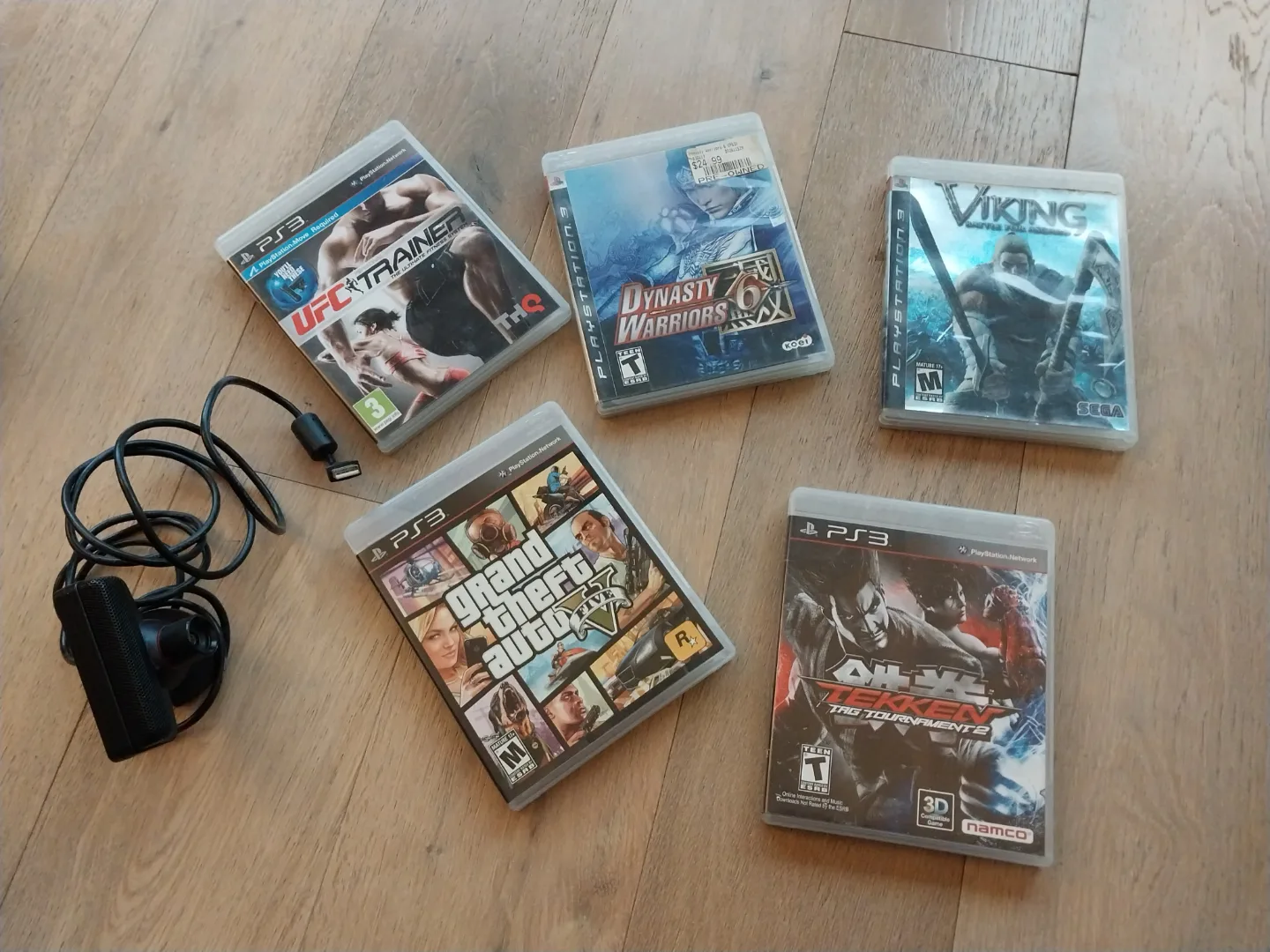 PS3 Console Bundle with Games and Accessories image indicator(6)