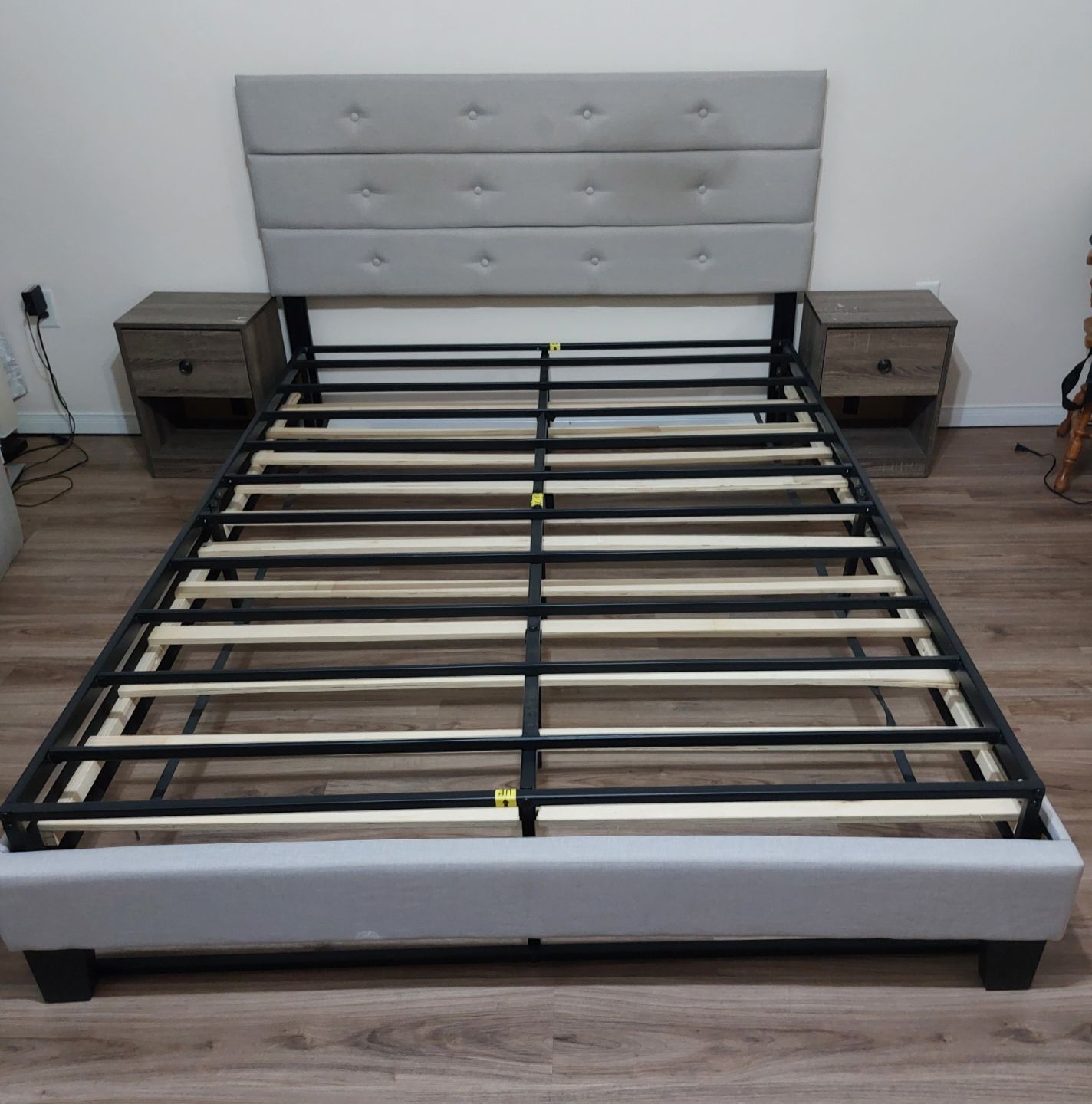 Queen Size Bed Frame with Headboard  Mattress and 2 Nightstands - photo 2