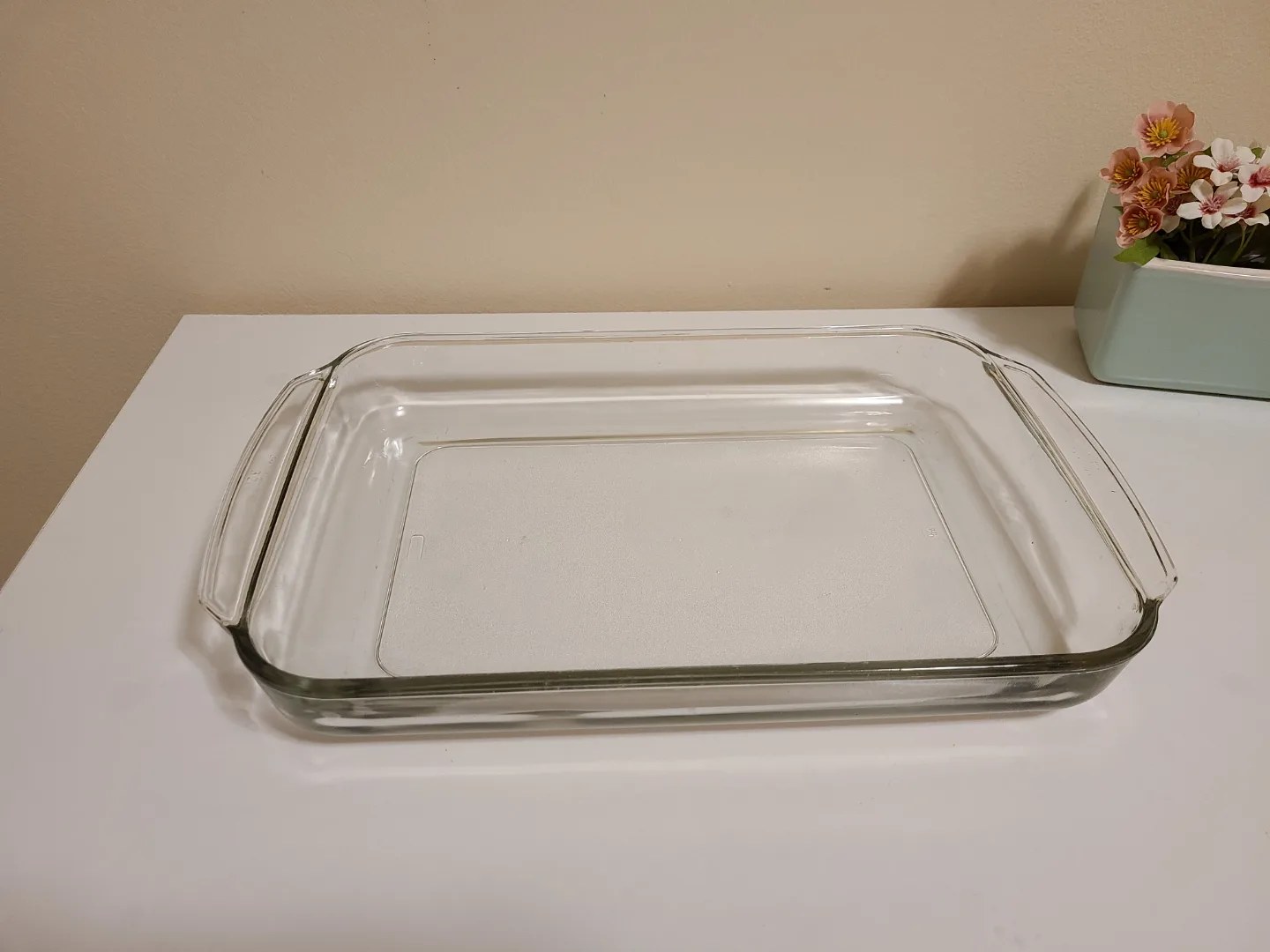 #freecycle Big Glass Baking Dish thumbnail