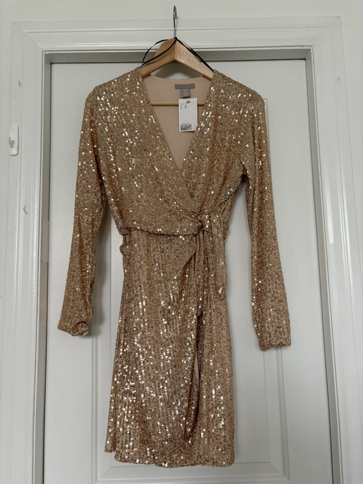 BNWT gold sequin dress thumbnail