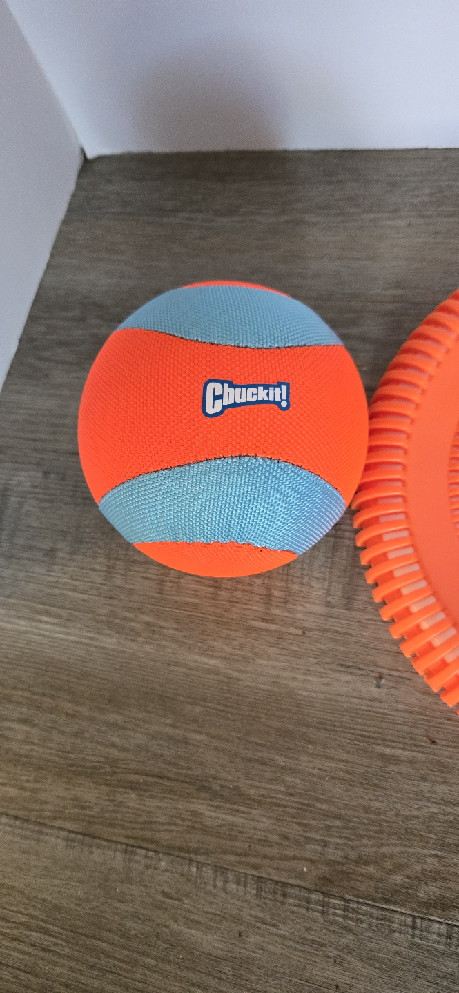 🧡3 New Chuckit Dog Toys - photo 2