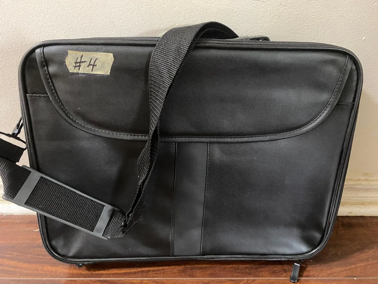 Backpack and Black Laptop Bag image indicator(2)