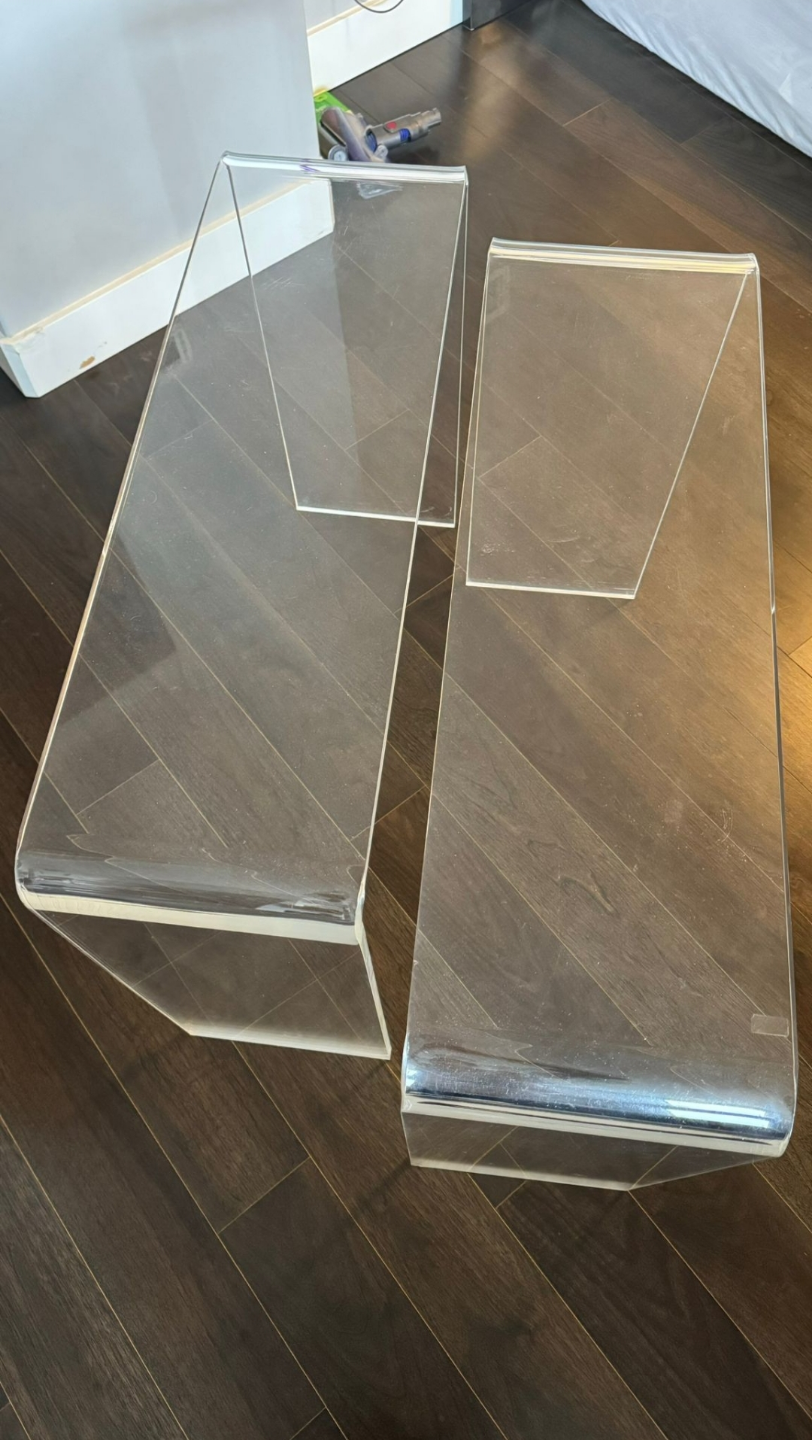 Acrylic Tables - photo 3