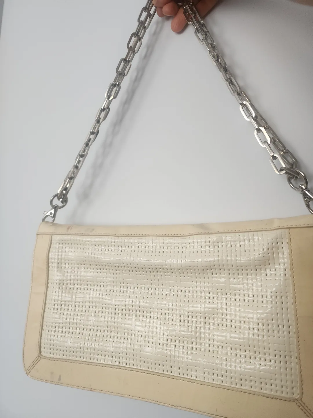 Tory Burch White Leather Chain Bag image indicator(3)