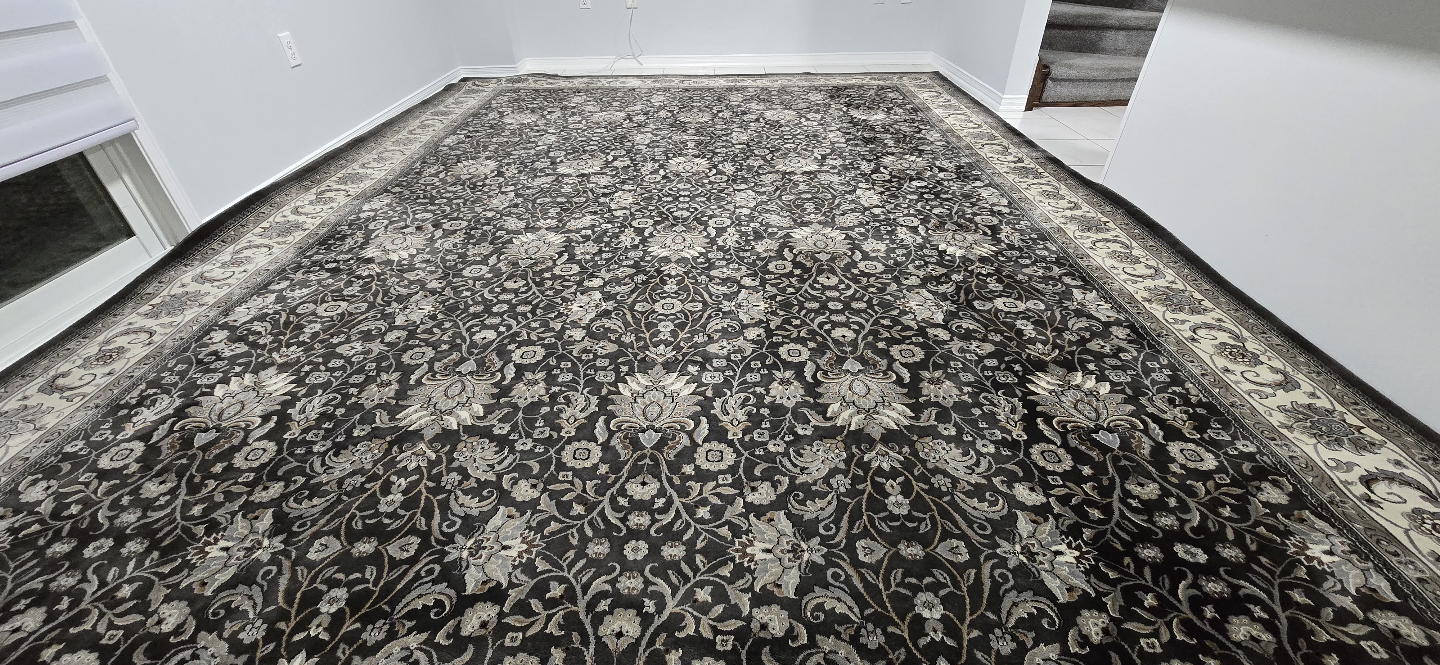 Large Tabriz Rug - Dark gray Floral Pattern