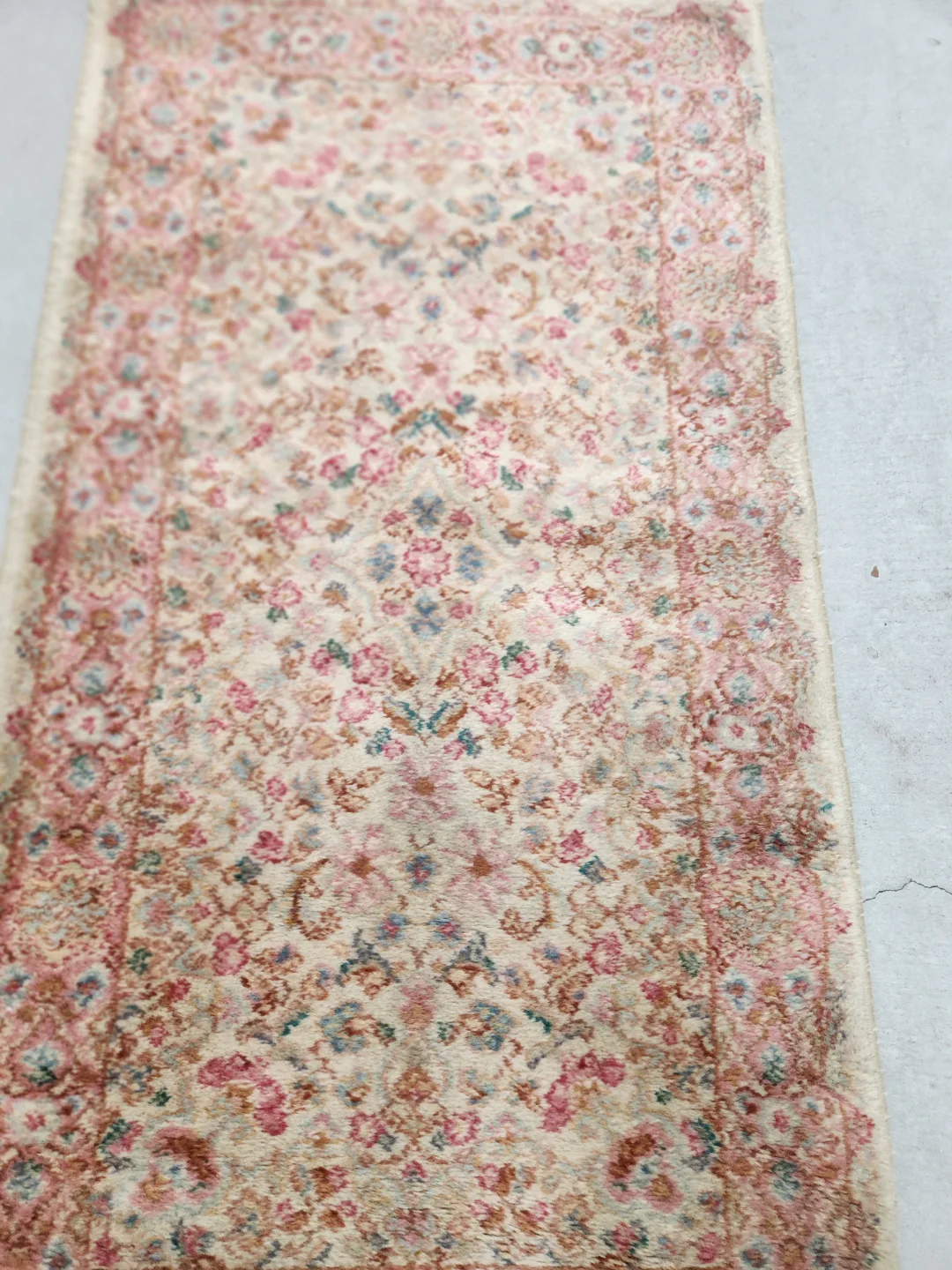 Vintage Sarouk Runner Rug, Floral Pattern, Cream and Pink image indicator(3)