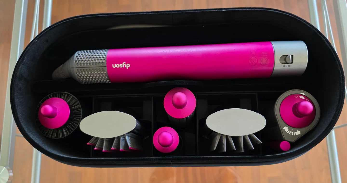 Dyson Airwrap Styler - Pink BRAND NEW IN BOX - make an offer image indicator(6)