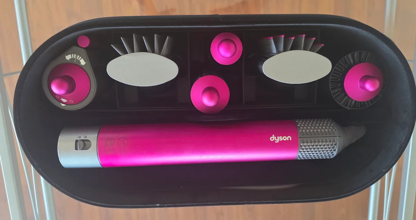 Dyson Airwrap Styler - Pink BRAND NEW IN BOX - make an offer image indicator(8)