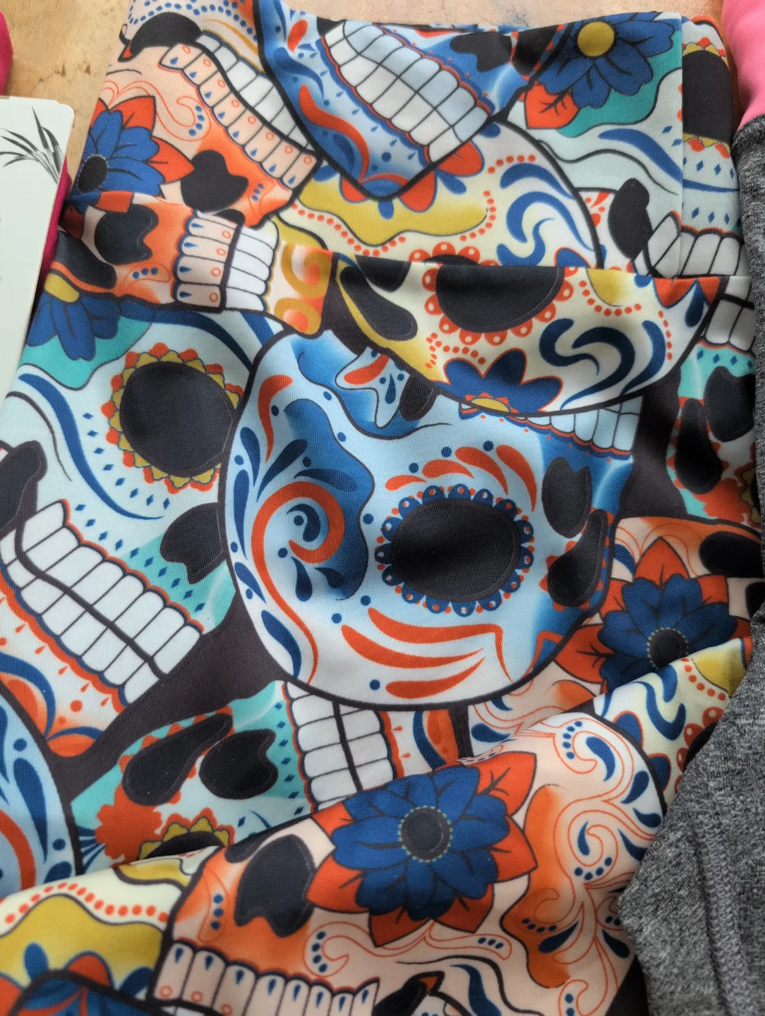 NEVER WORN - brand new bundle women's yoga leggings image indicator(3)