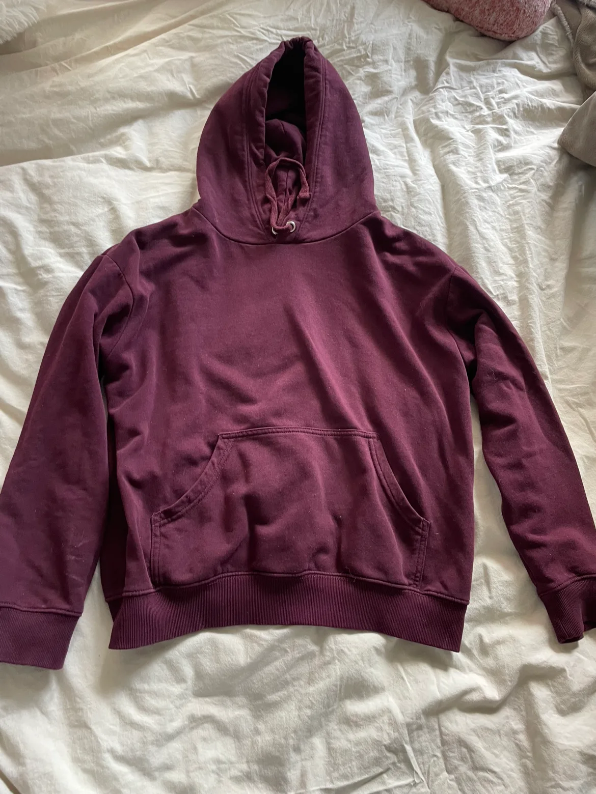 H&M Burgundy Hoodie image indicator(2)