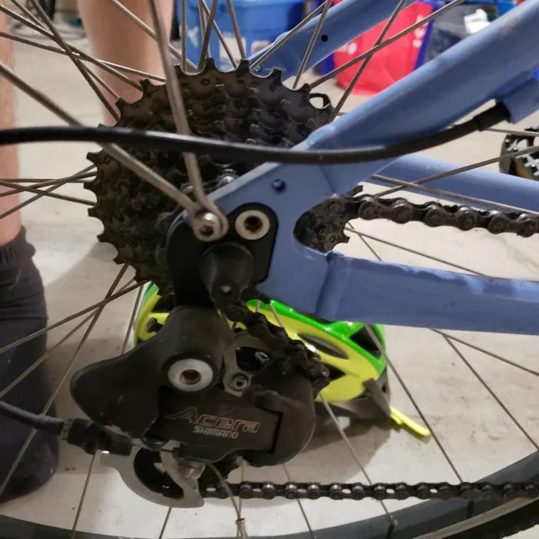 Used ladies' GT Eclipse hybrid bike image indicator(6)