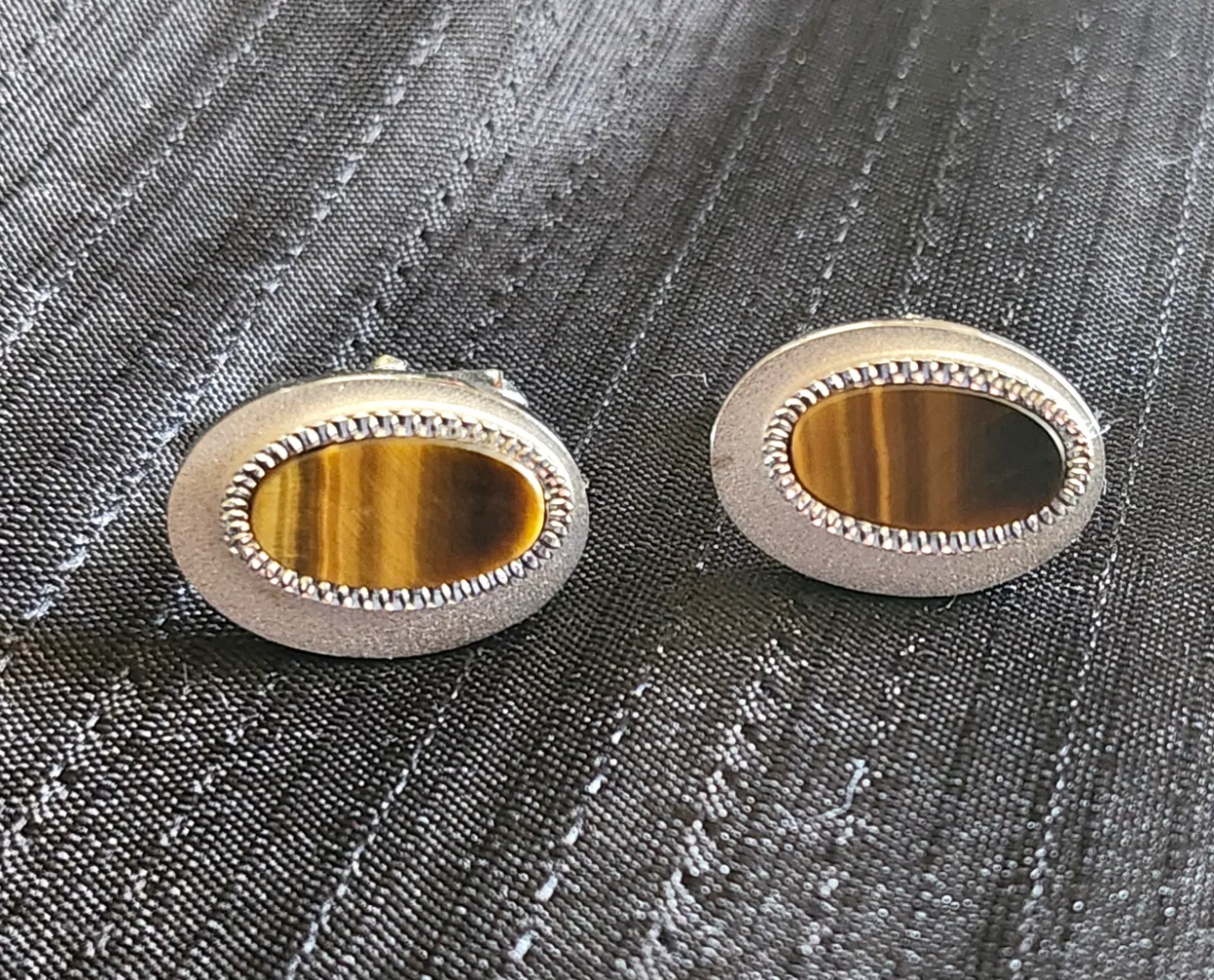 Vintage Tiger Eye Cufflinks thumbnail
