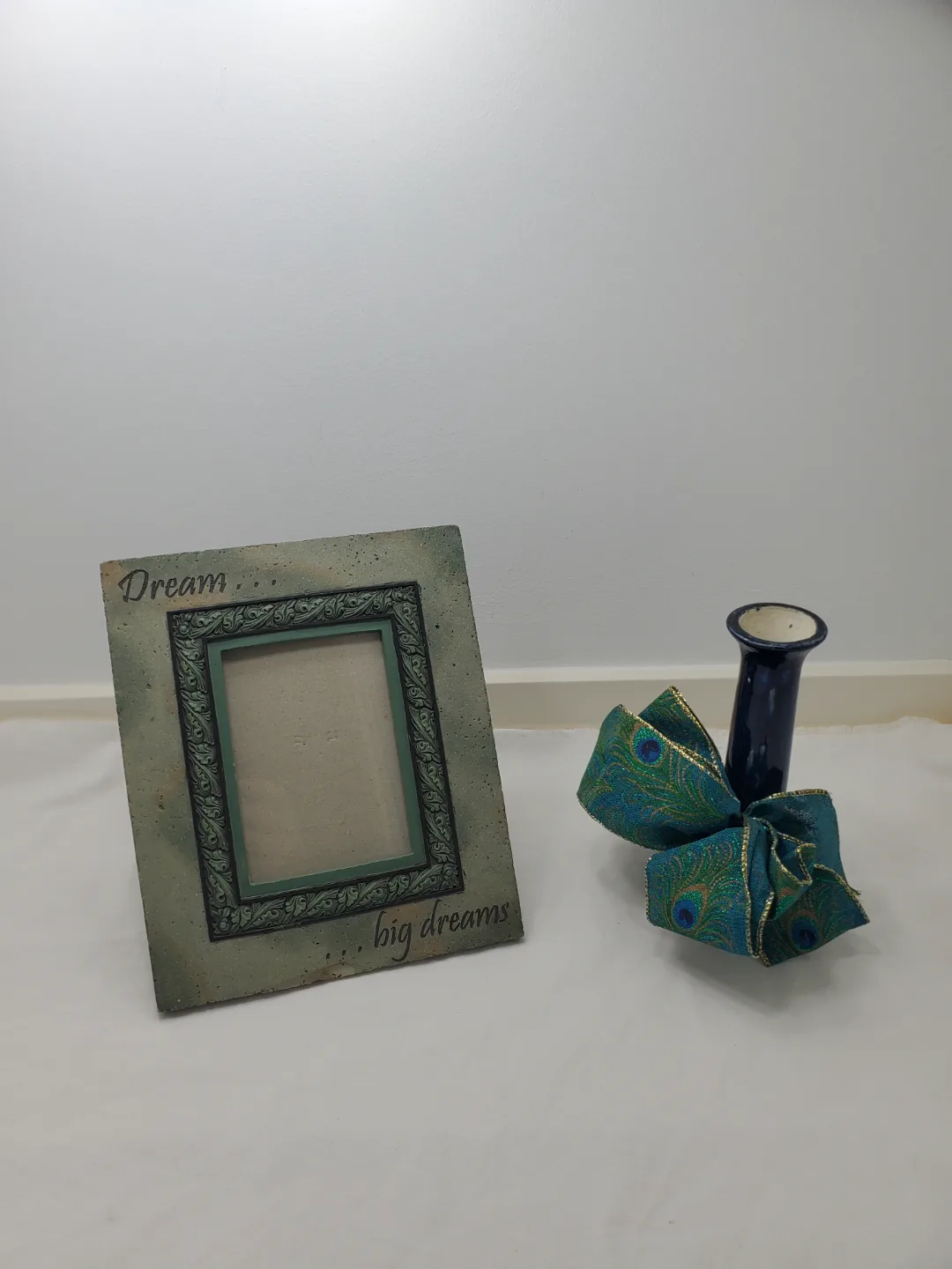 Picture Frame and Vase Set #freecycle thumbnail