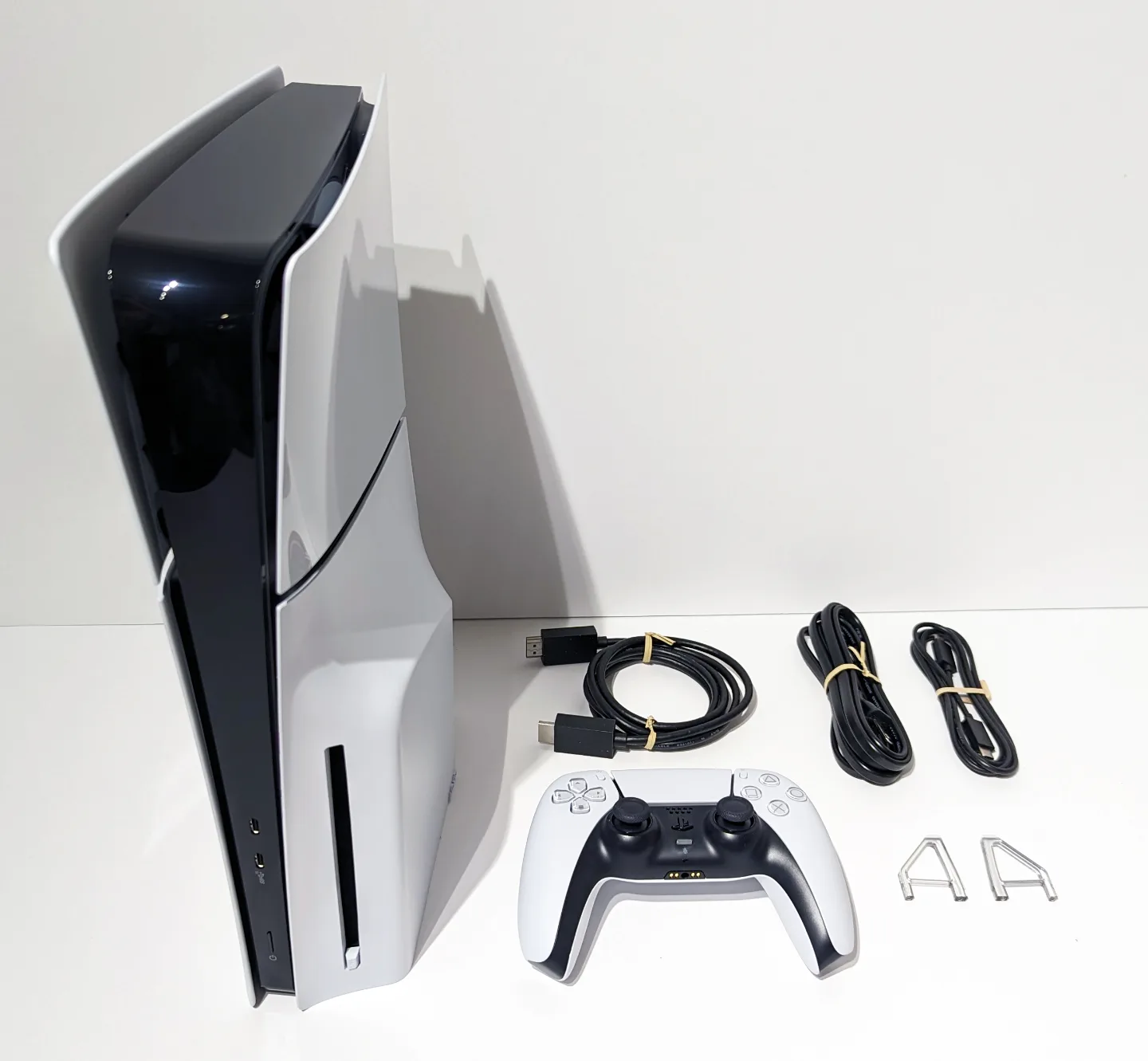 Sony PlayStation 5 SLIM Disc Edition - NEW Open Box image indicator(5)