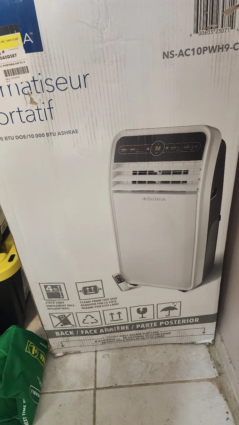 Insignia 3-in-1 Portable Air Conditioner thumbnail
