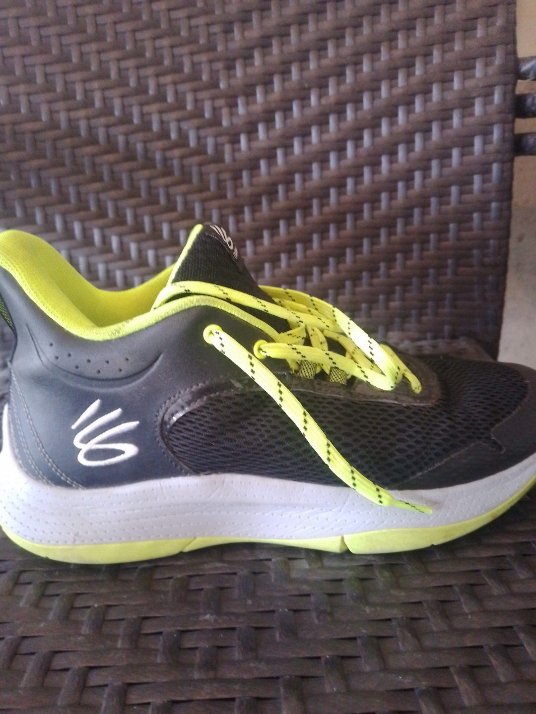 Under Armour Curry Men's Running Shoes - photo 3
