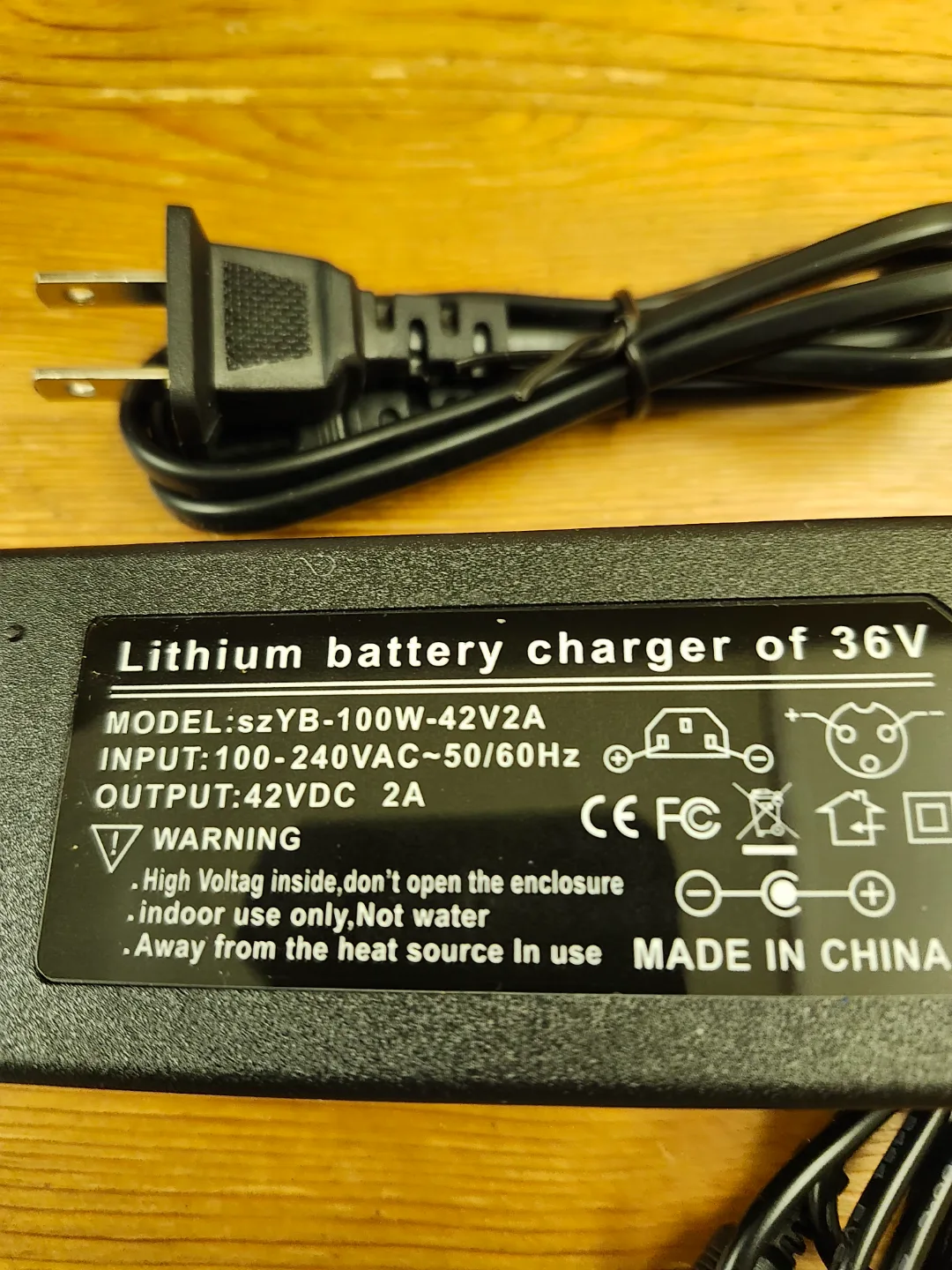 36V Lithium Battery Charger - SZYB-100W-42V2A image indicator(2)