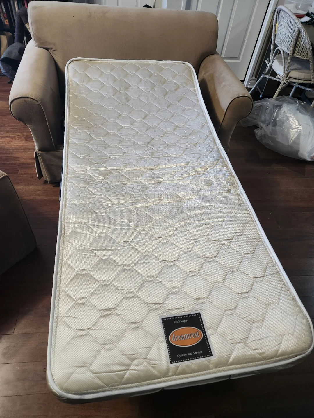 Beige Couch with Pull-Out Bed image indicator(6)