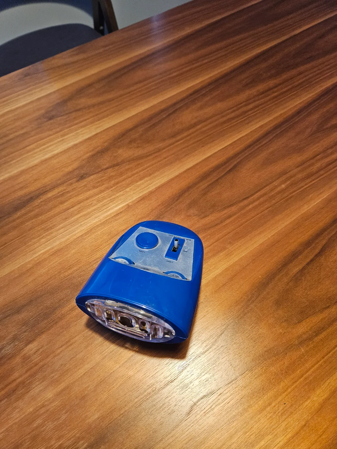 Vintage MP Blue Emergency Radio with Light and Siren image indicator(2)