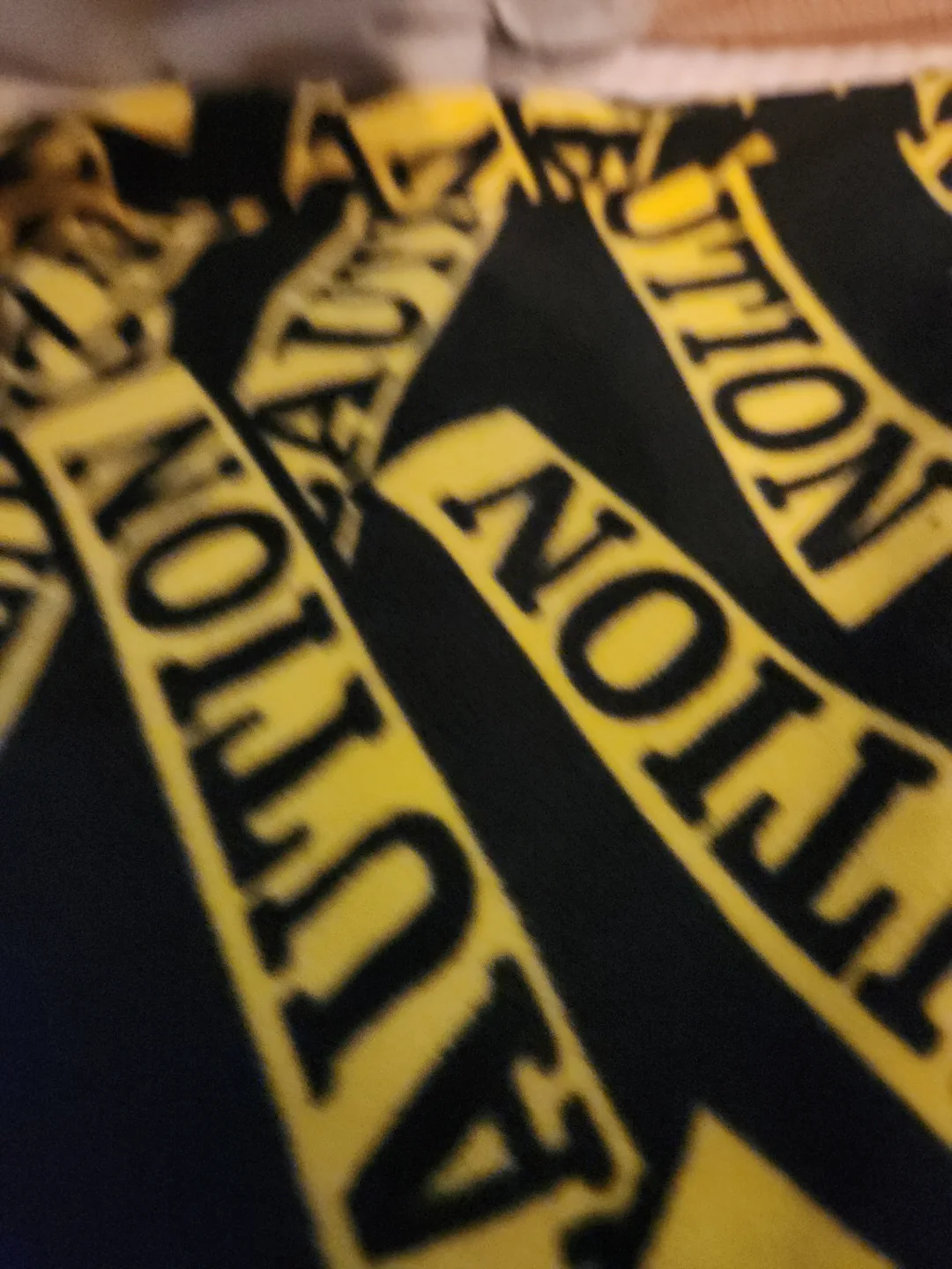 XL Caution Tape Print Fleece Pants image indicator(2)