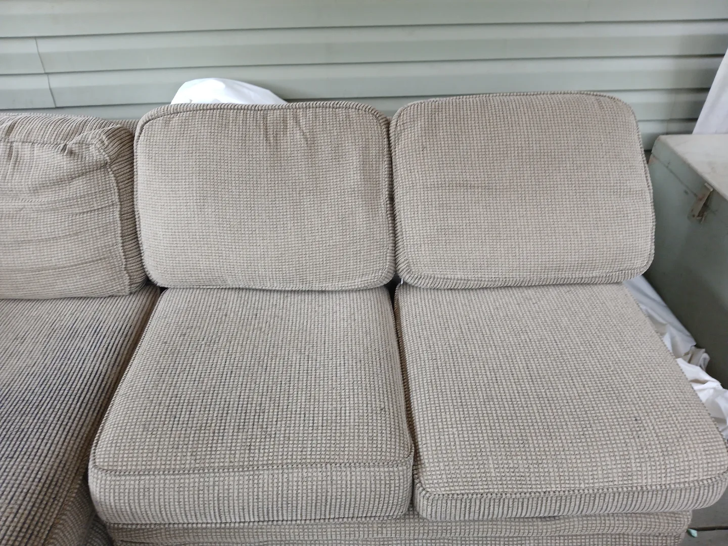 Beige Sectional Sofa image indicator(3)