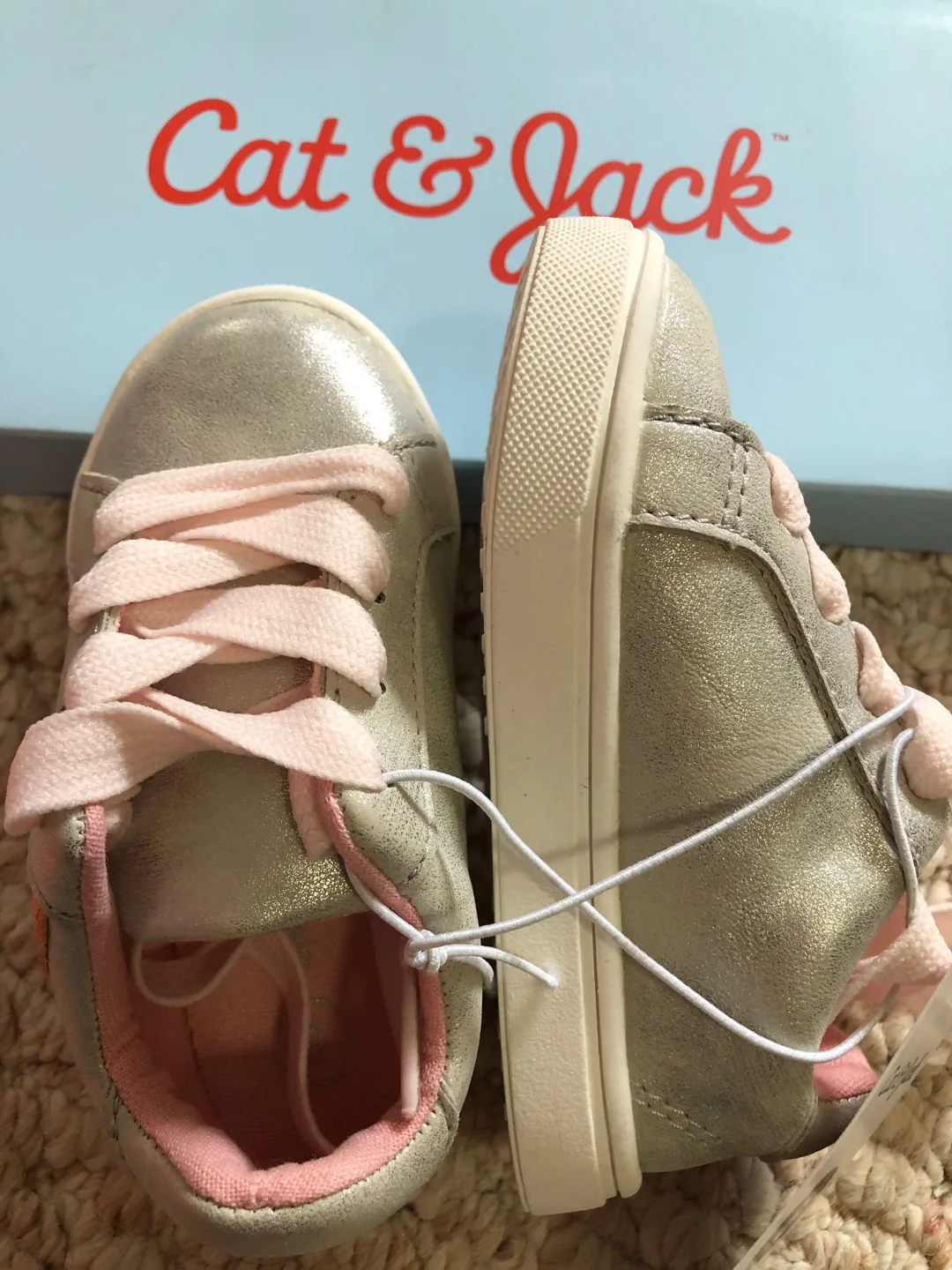 Cat & Jack Girls' Silver Sneakers, Size 6 image indicator(2)