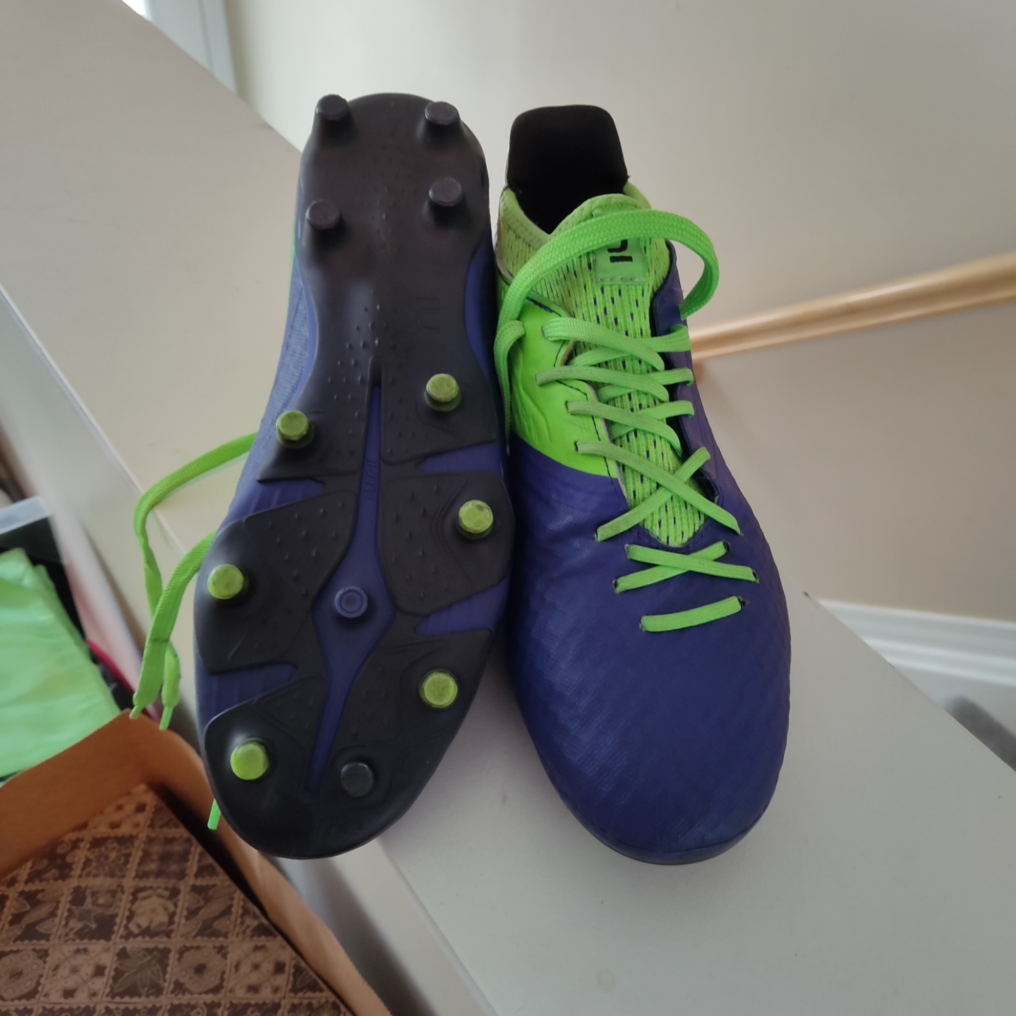 Decathlon Kipsta Viralto Soccer Cleats - Size 6 US - photo 2