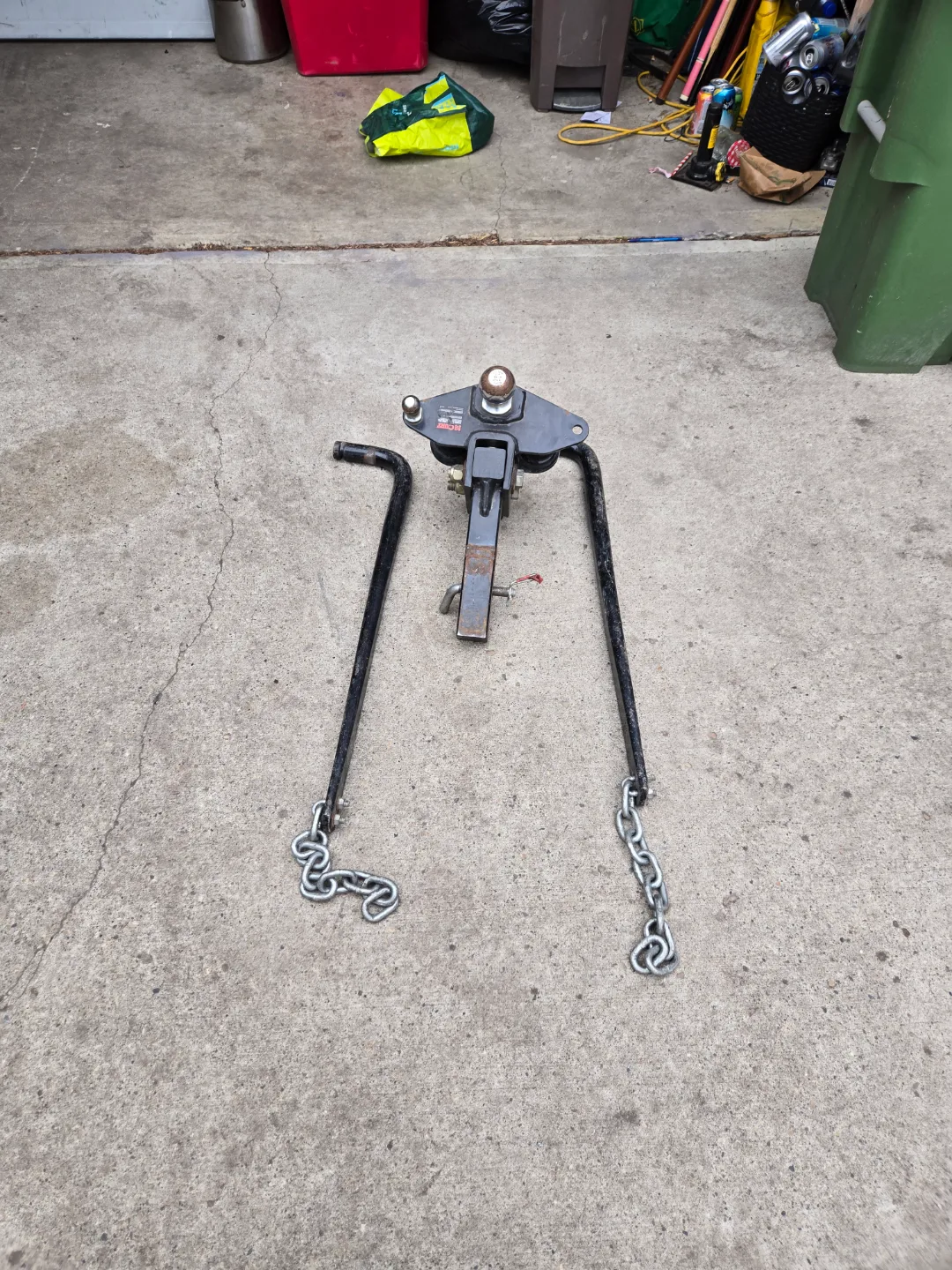 Trailer Hitch with Safety Chains thumbnail