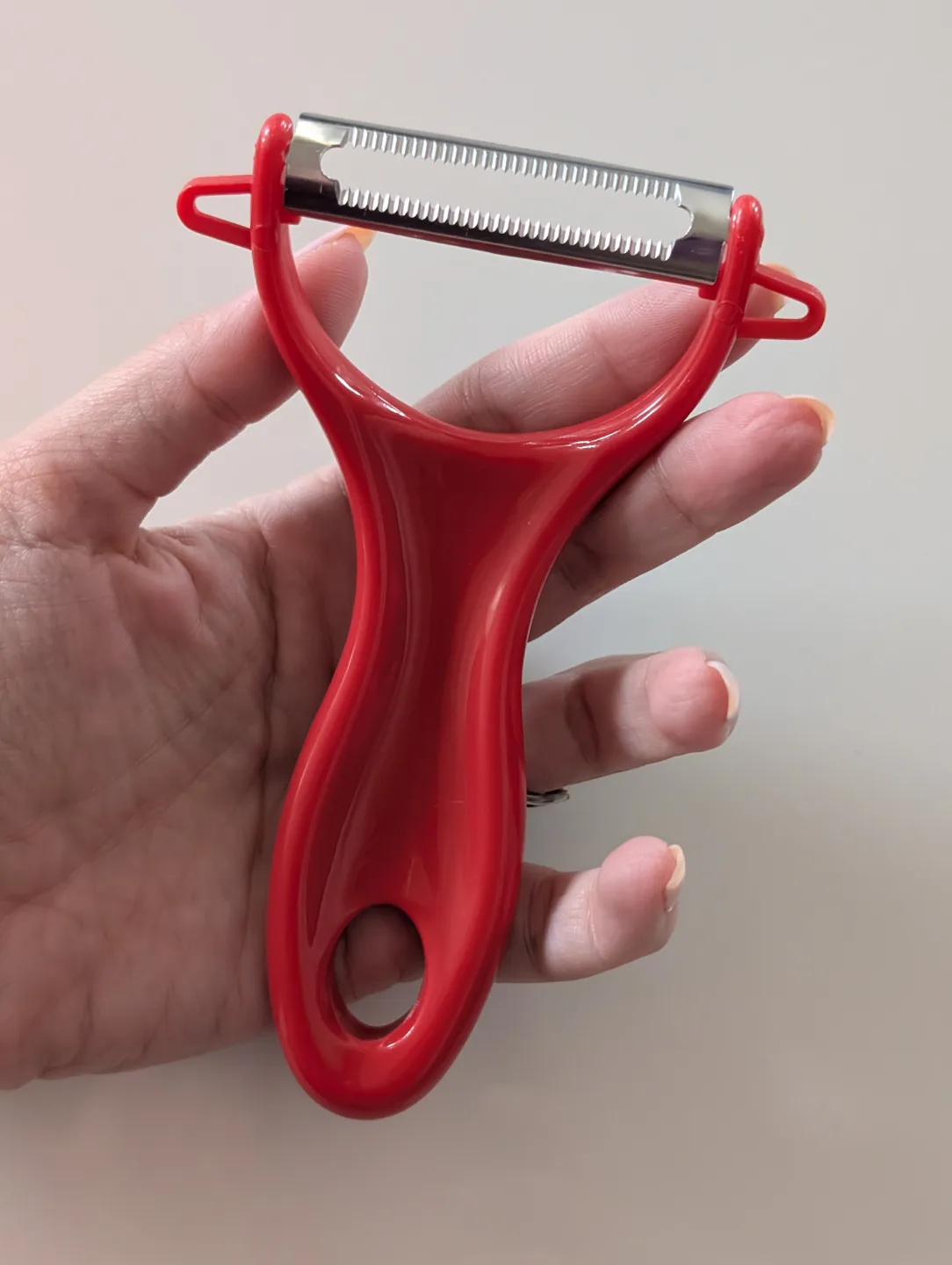 Brand New Ergonomic Vegetable Peeler image indicator(3)