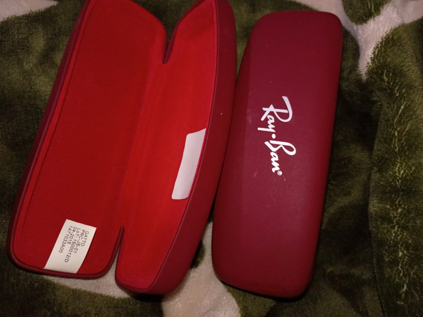 Two Ray-Ban Eyeglass Cases image indicator(2)