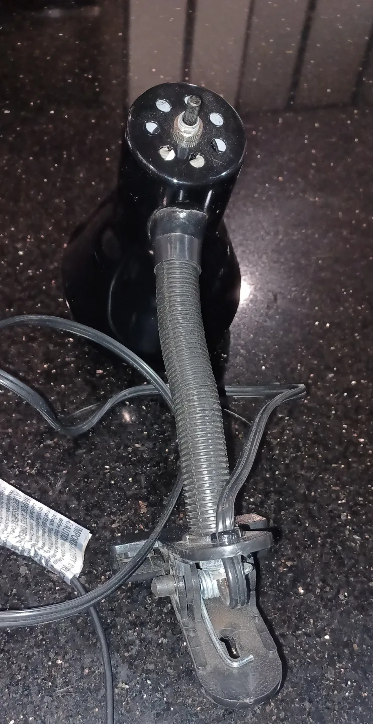 Black Clamp Desk Lamp image indicator(5)