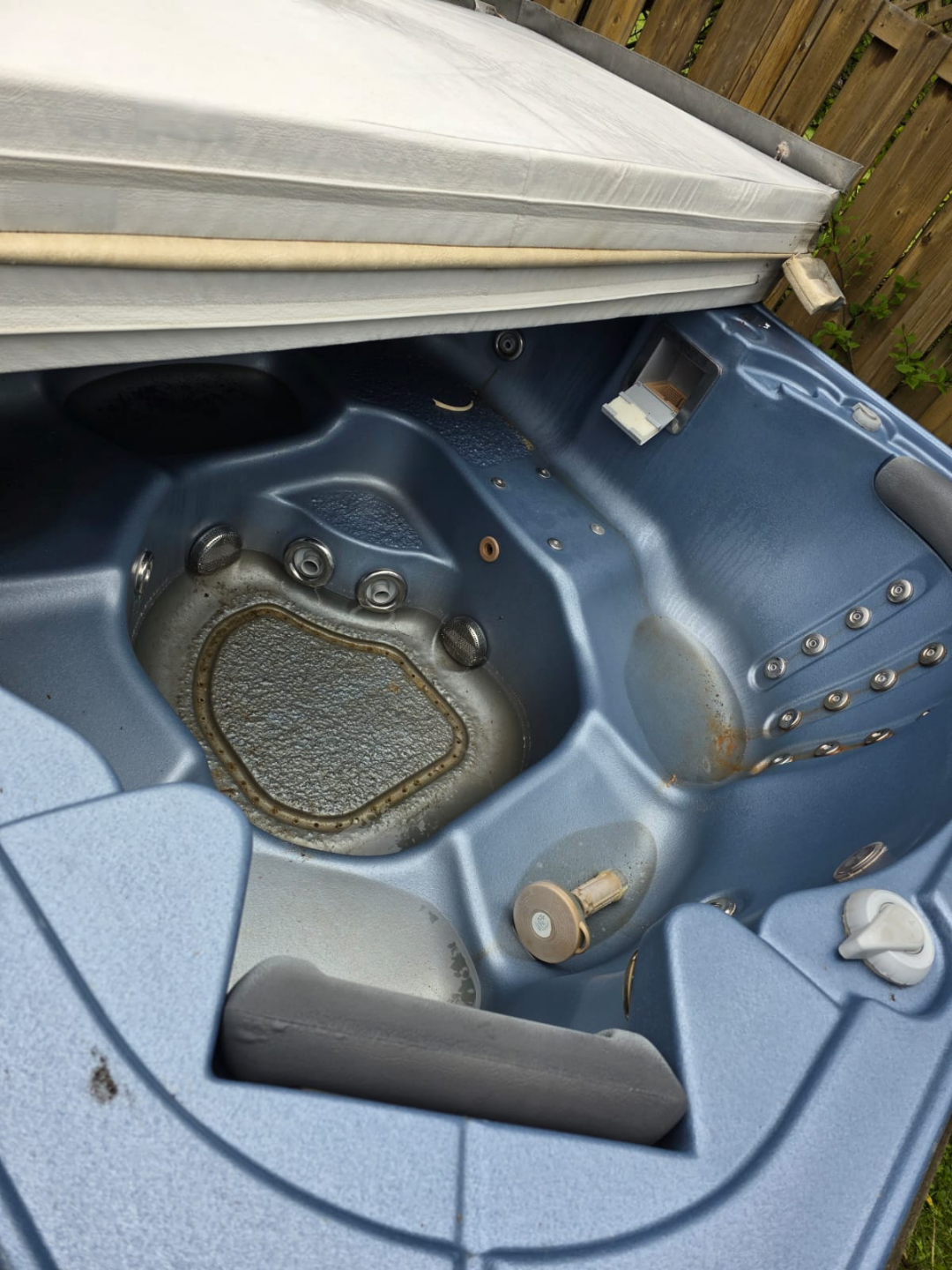 Used Hot Tub - photo 3