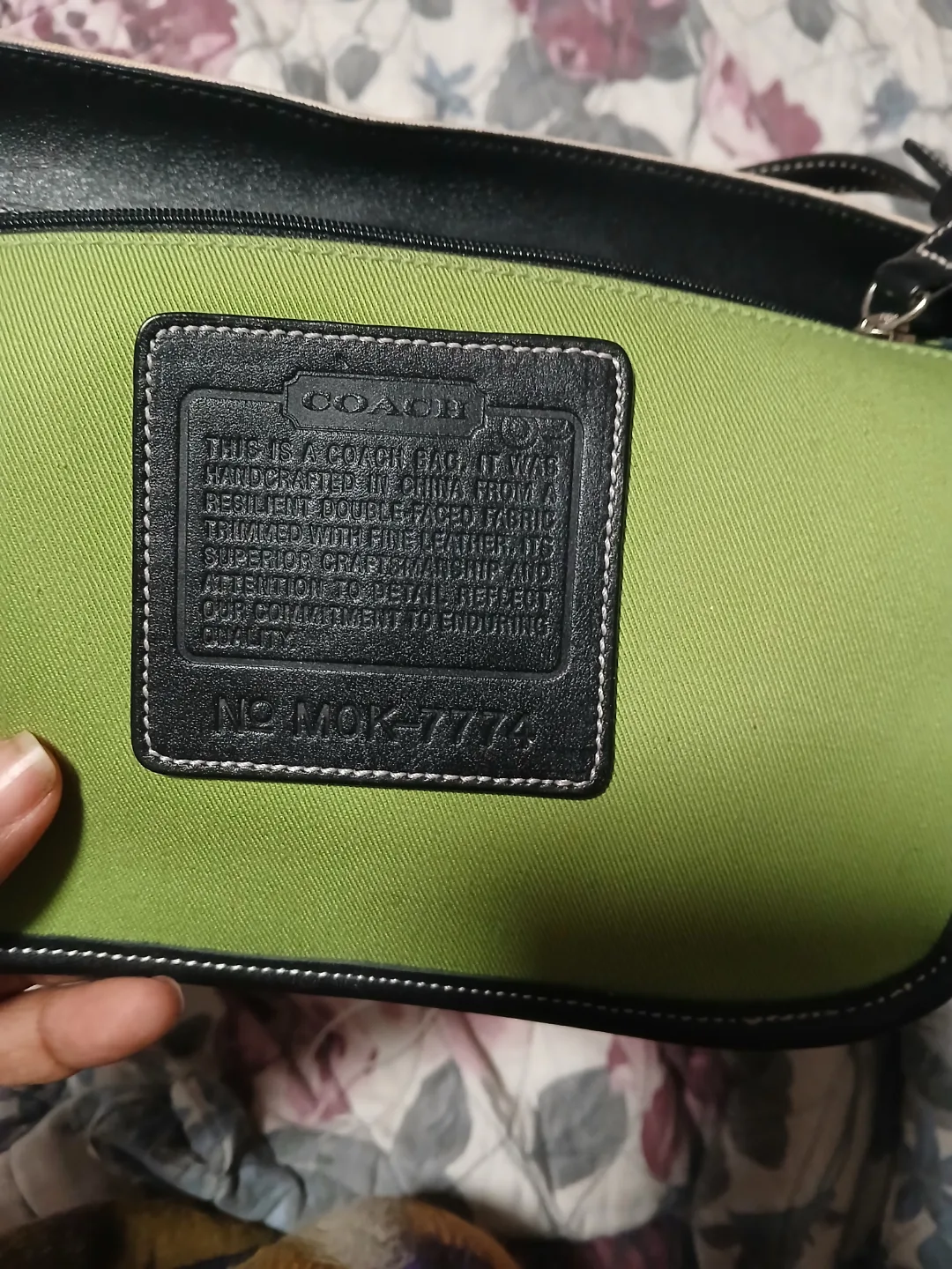 Coach handbag, beige and black, No. M04-1174 image indicator(3)