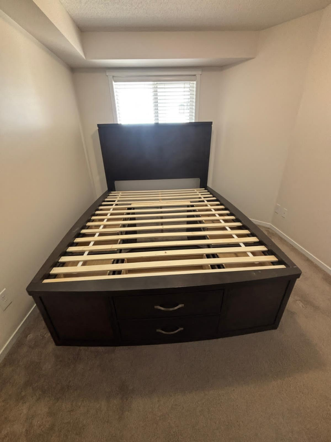 Queen Storage Bed Frame (10 drawers)