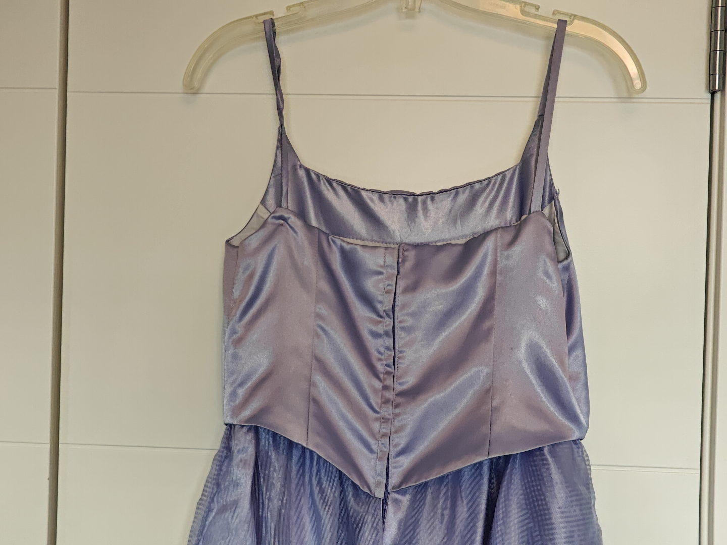 Grad / Prom / Graduation Gown / Formal Dress - Lavender Size 8 - photo 5