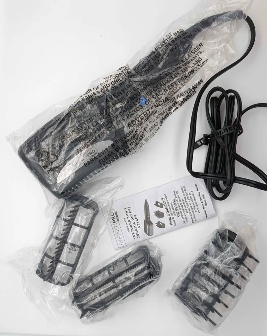 Conair Infinitipro 1875 Watt 3-in-1 Ceramic Dryer and Styler image indicator(3)