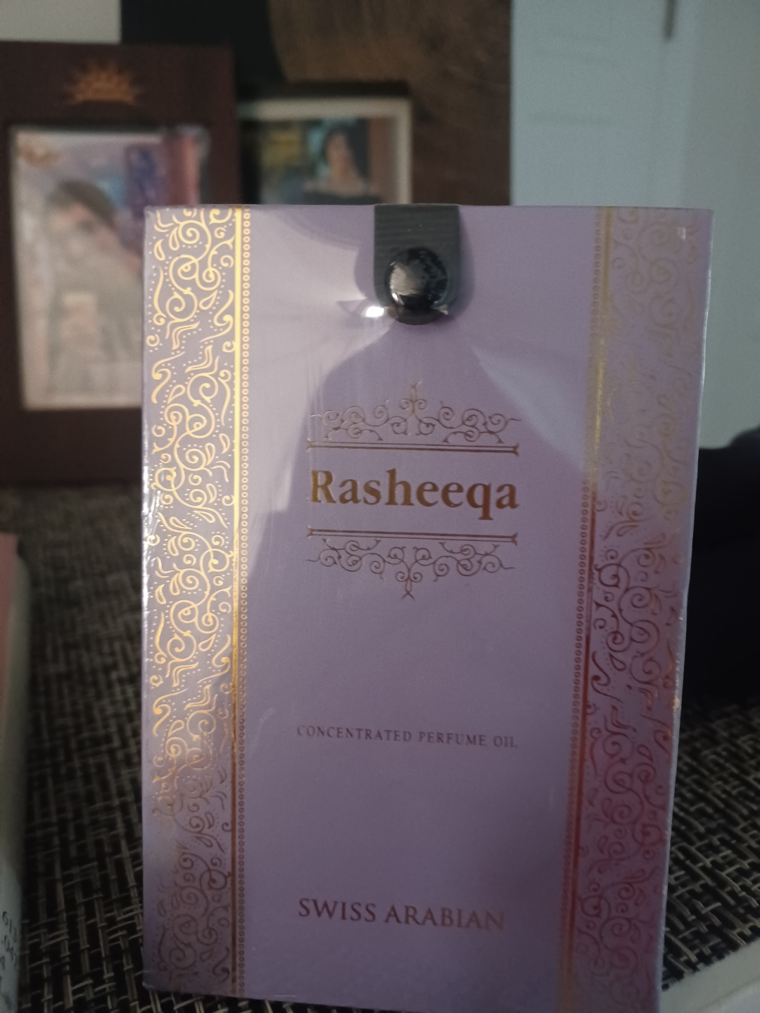 Swiss arabian Rasheeqa perfume