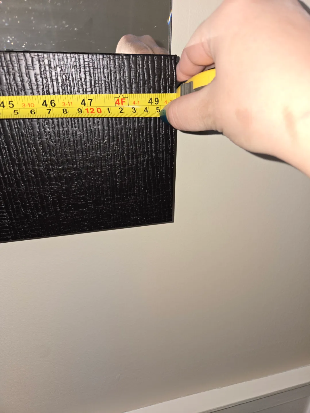 Modern Black Framed Mirror image indicator(2)